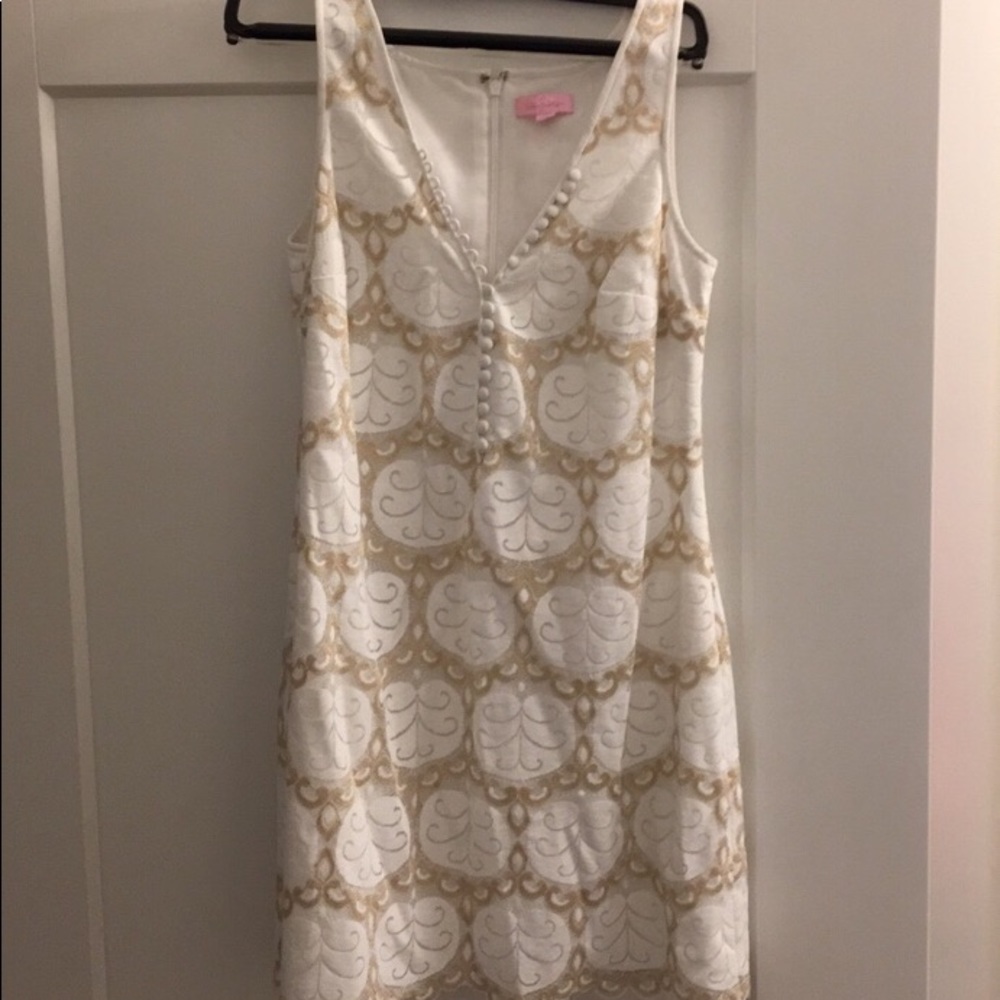 Lilly Pulitzer size 8. Excellent used condition